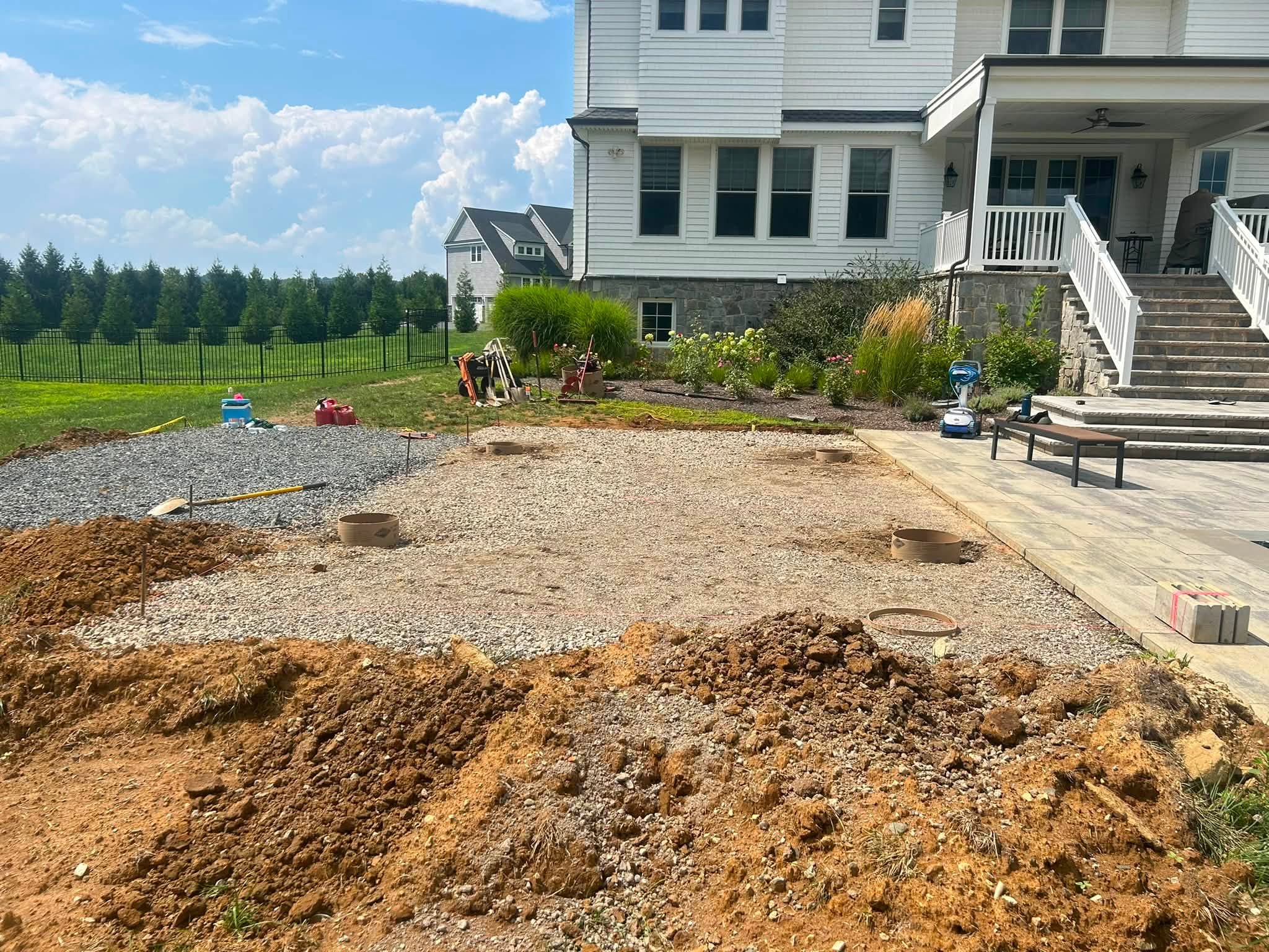 Outdoor-room groundwork